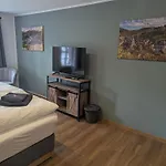 מלון Haus Ferdinand